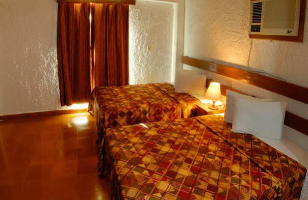 Hotel Tankah Канкун Екстериор снимка