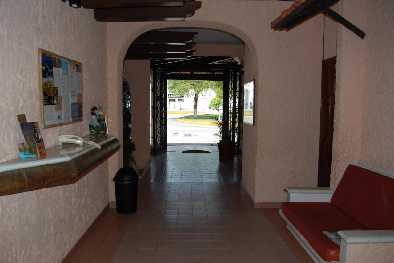 Hotel Tankah Канкун Екстериор снимка